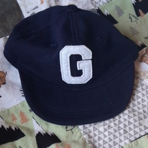 Baby GAP boys cap 6-12 months